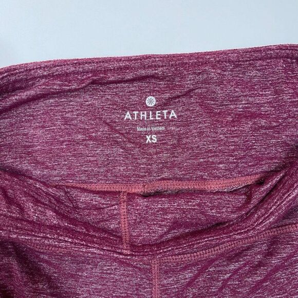 Athleta Quest Chaturanga Capri Leggings 138356 - Picture 6 of 9